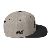 Load image into Gallery viewer, Label Snapback Hat
