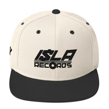 Load image into Gallery viewer, Label Snapback Hat

