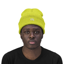 Load image into Gallery viewer, Isla Records beanie
